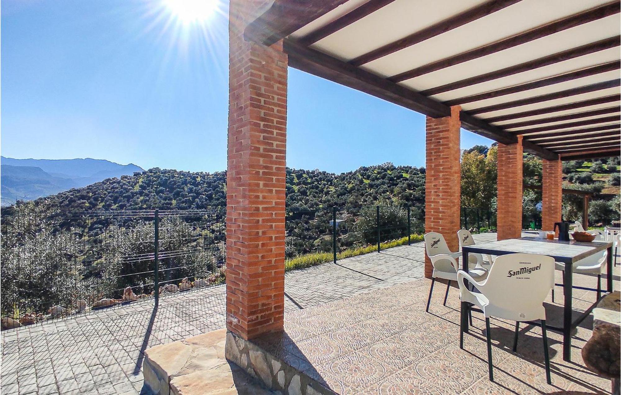 Gorgeous Home In Algodonales With Kitchen Esterno foto