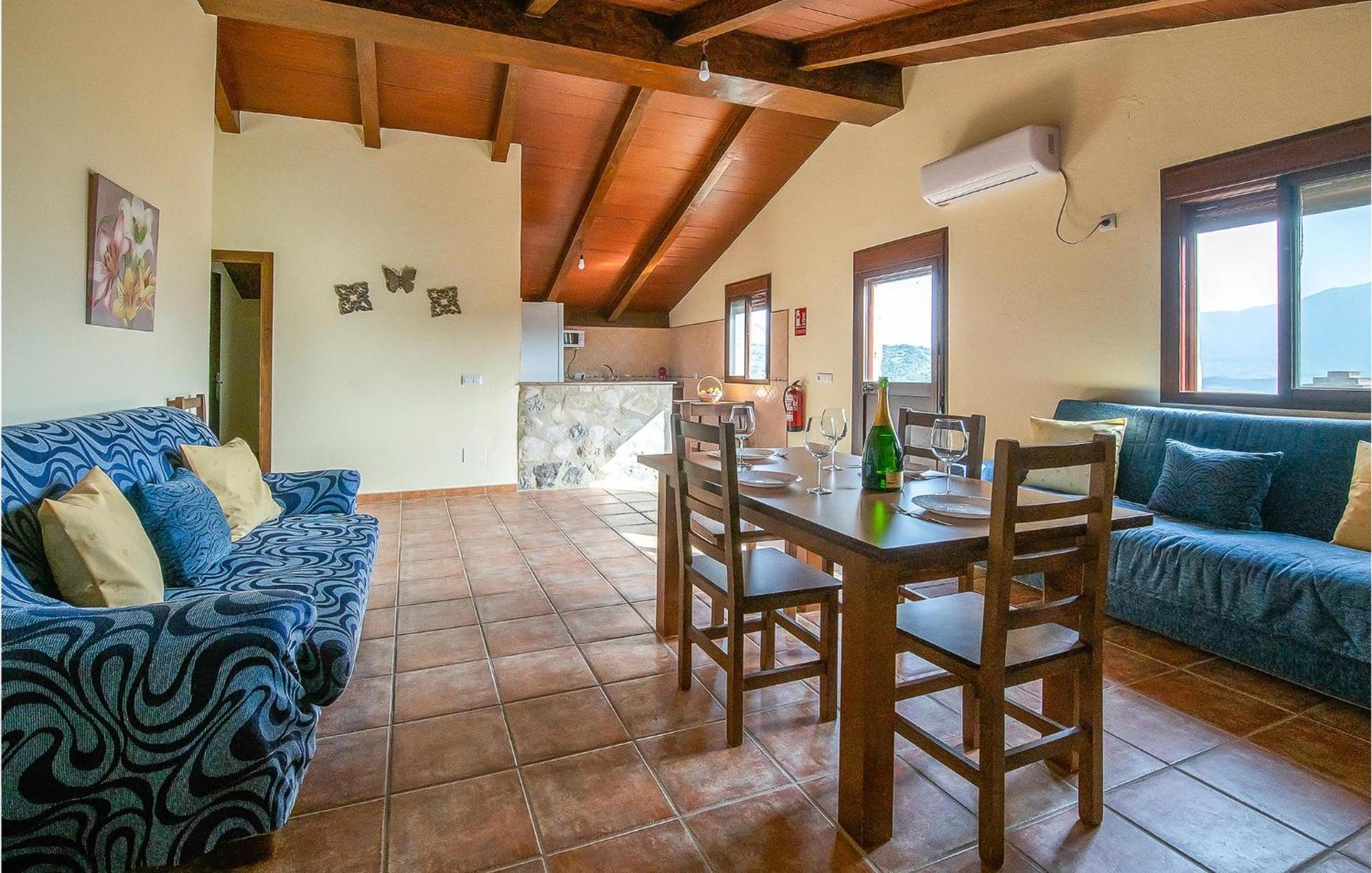 Gorgeous Home In Algodonales With Kitchen Esterno foto